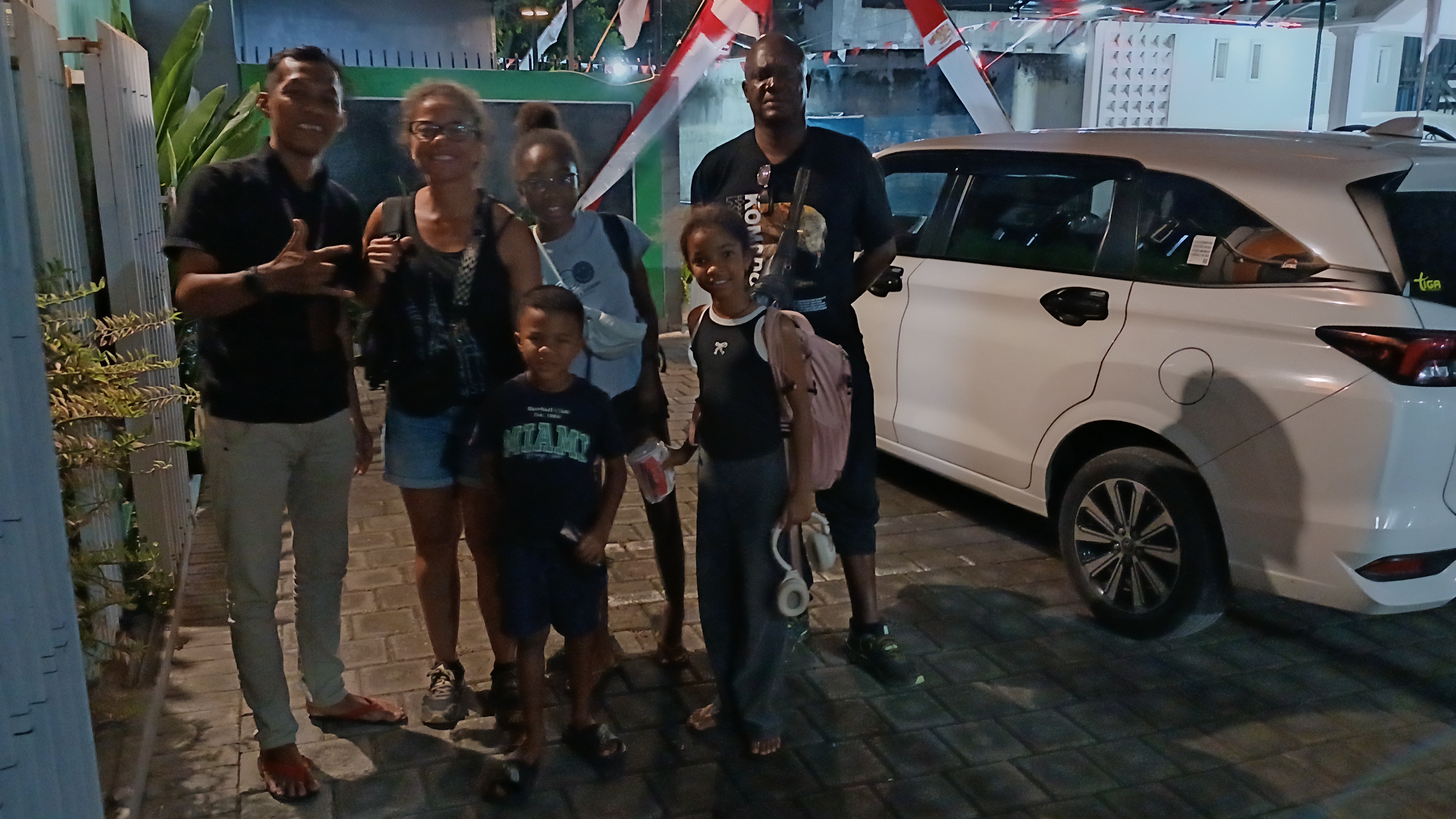 1 Days Mom's Laurence Family From France